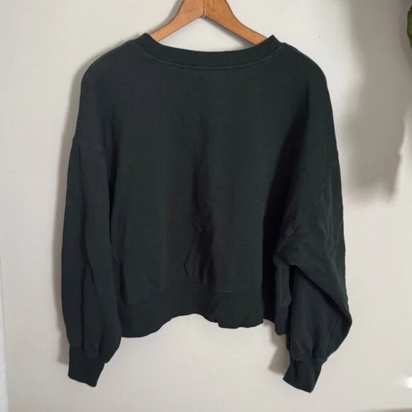 SoComfy Graphic Drop-Shoulder Crew-Neck Sweatshirt "Cozy Club" Logo NWOT - Picture 3 of 3